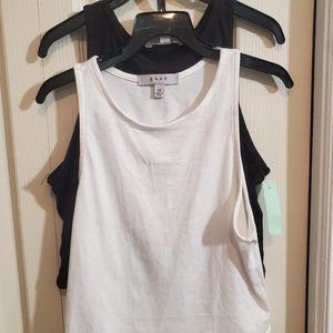 Gaze | 2pack tops | XS